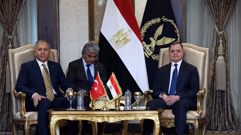 لبحث التعاون الأمني.. وزير الداخلية يستقبل نظيره التركي 
