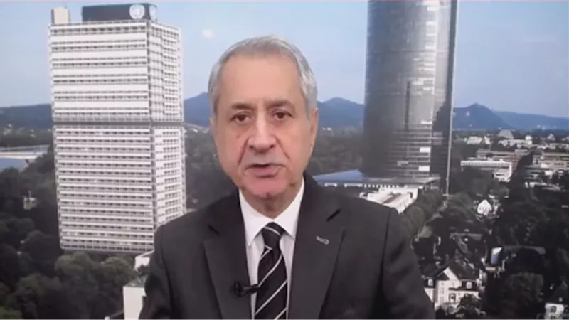 جاسم محمد: الكرملين يرى أن تفوقه الميداني سيجبر أوكرانيا على التفاوض|فيديو