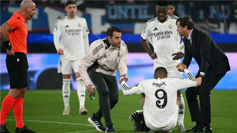 أزمة بين لاعبي ريال مدريد والمدير الفني قبل مواجهة ألتشية