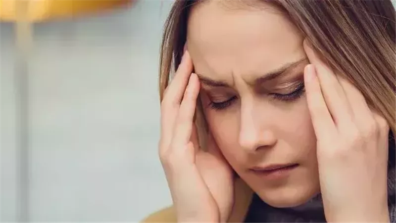 5 علامات منذرة.. الصداع قد يكون علامة مبكرة للسكتة الدماغية 