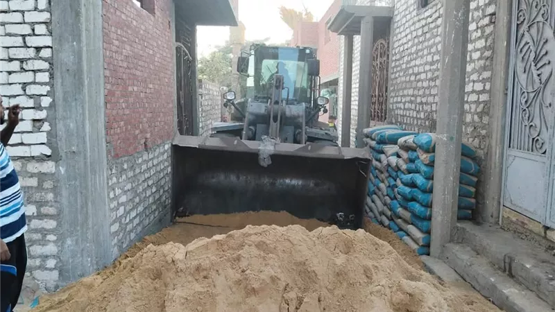 حملات مكثفة بالفشن لرفع الإشغالات وضبط مخالفات المخابز