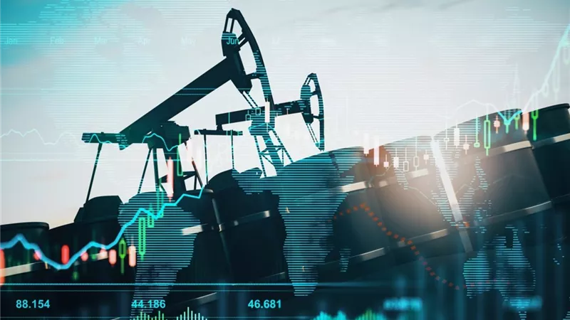 بأكثر من 2%.. ارتفاع أسعار النفط بعد هجوم أوكراني على ميناء روسي