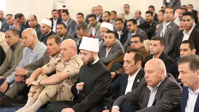 وزراء يؤدون صلاة الجمعة بطور سيناء ويفتتحون مشروعات تنموية جديدة| صور