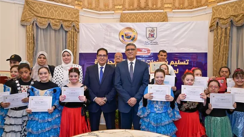 رئيس جامعة القاهرة: نعمل على دمج ذوي الهمم في جميع مناحي الحياة