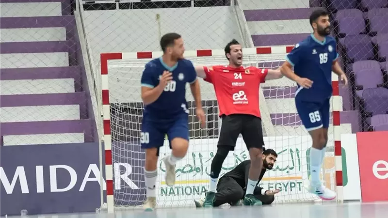 الخطيب يهنئ رجال اليد بالسوبر المصري بعد الفوز على سموحة
