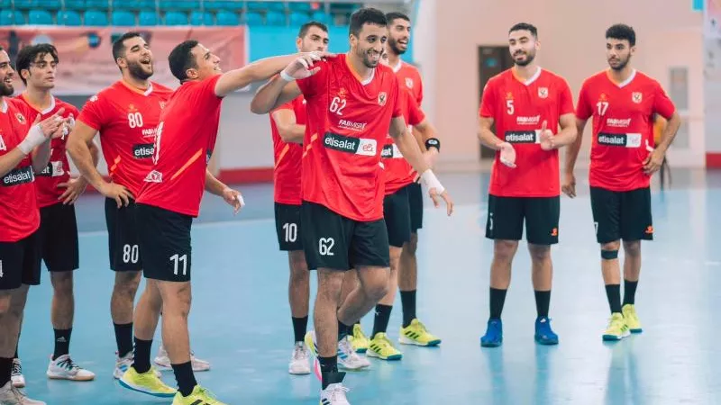 كرة يد|الأهلي يهزم الطلائع ويستعيد توازنه في دوري المحترفين