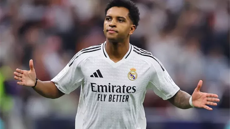 ثلاثي الدوري الإنجليزي يتنافسان على ضم رودريجو من ريال مدريد