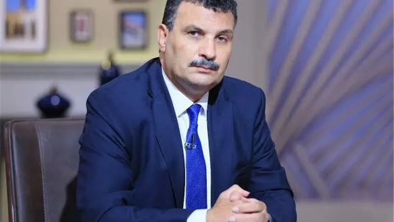 رئيس قسم الاقتصاد والمالية بـ