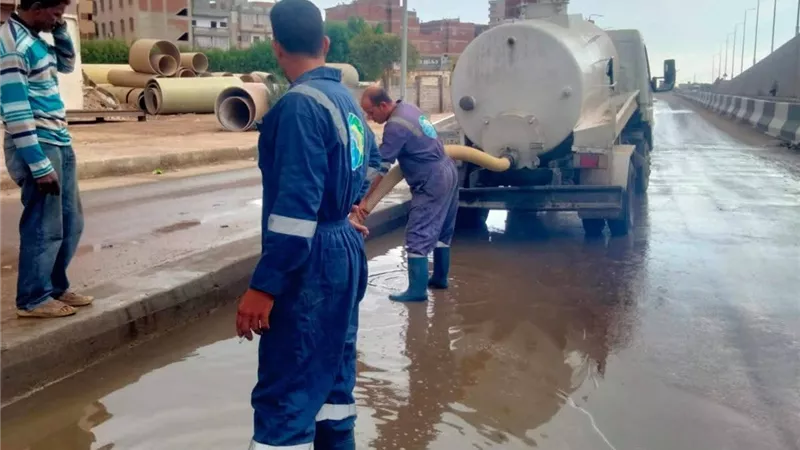 مياه البحيرة تواصل رفع درجات الاستعداد للتعامل مع موجة الأمطار 