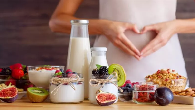 أطعمة تتفوق على الأدوية في علاج جرثومة المعدة.. أبرزها السمك والزبادي 