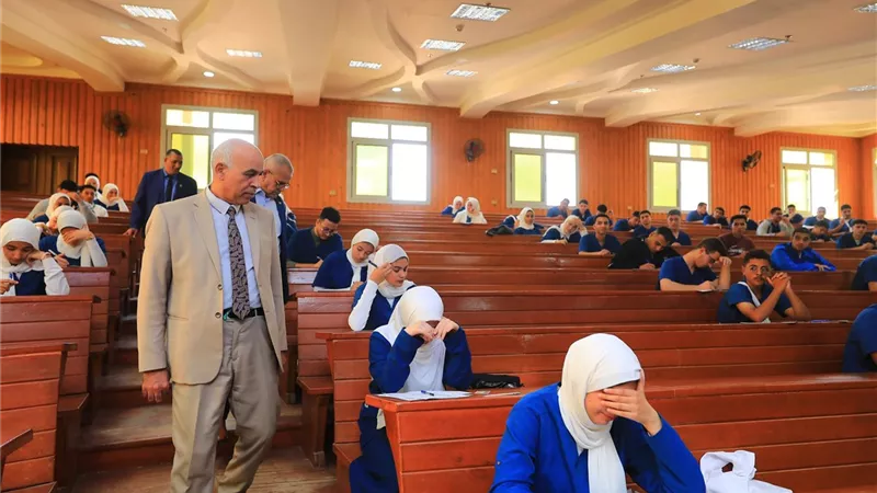 الدكتور إسماعيل إبراهيم يتفقد امتحانات الميدتيرم بجامعة كفر الشيخ الأهلية 
