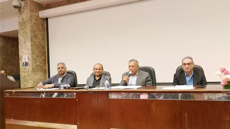 «تعليم البحيرة» يناقش تفعيل البرمجة والذكاء الاصطناعي بمدارس المحافظة