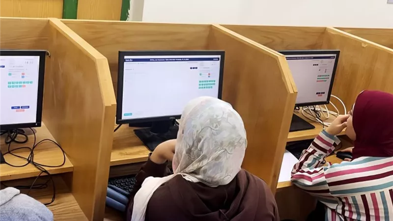 جامعة سوهاج الأهلية: امتحانات الميدتيرم تسير في أجواء هادئة ومنضبطة