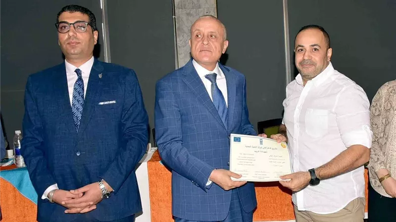 محافظ بني سويف: التحديث المؤسسي ورفع الكفاءة أهم مرتكزات تحسين الخدمات 