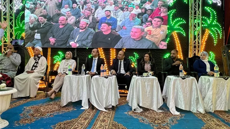 حزب العدل يعقد مؤتمراً جماهيرياً حاشداً لدعم مرشحه حسين حلمي