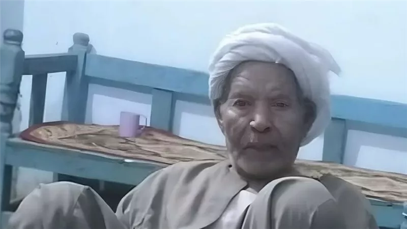 وفاة أكبر محفظى القرآن الكريم بالأقصر عن عمر يناهز 100 عام 