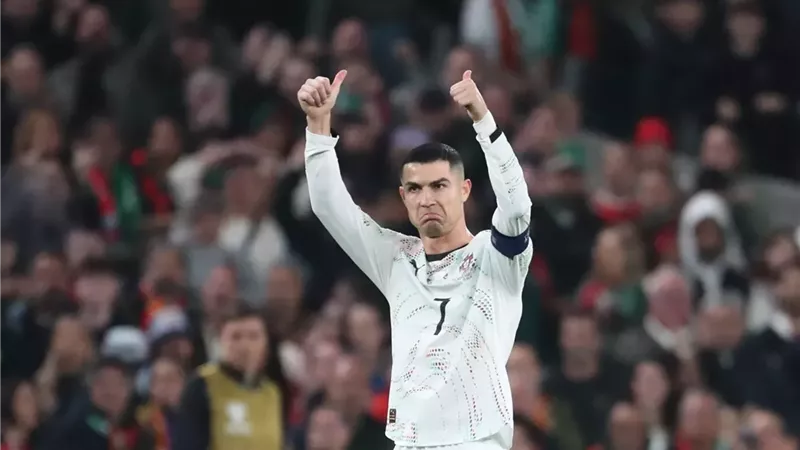 البرتغال تطلب منع عقوبة رونالدو في ملحق كأس العالم  