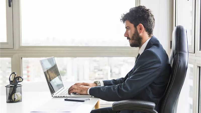 الحصول على فترات راحة منتظمة.. تمارين تخلصك من آلام الظهر نهائيًا
