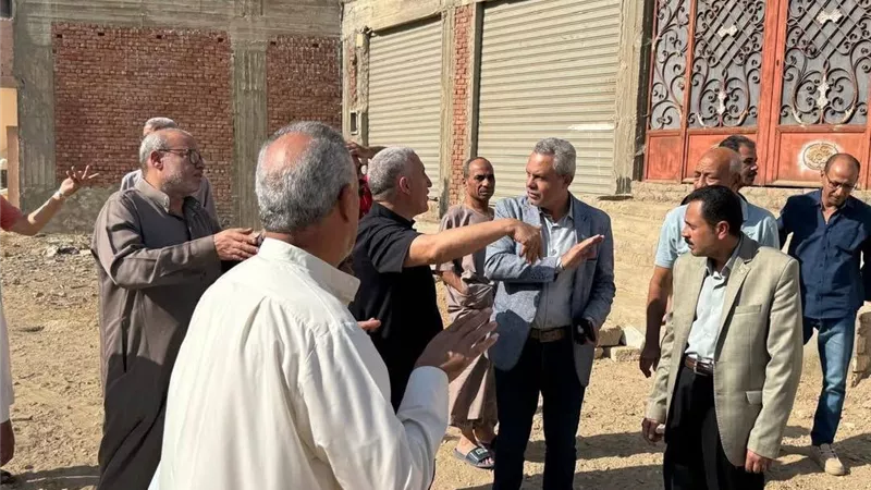 تحت شعار