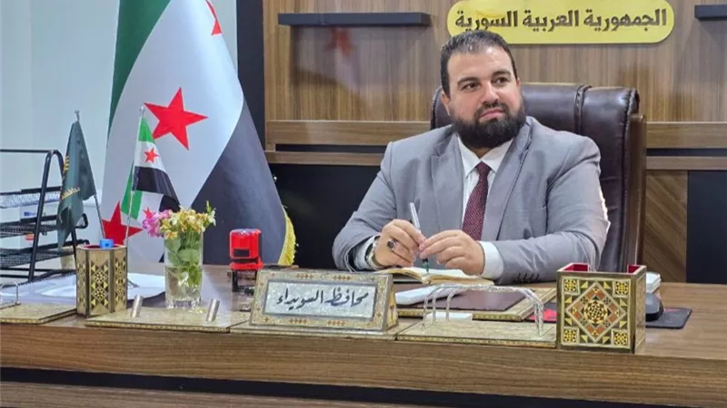 محافظ السويداء: فصائل تعرقل الاستقرار وغياب المحاسبة يشجع القتلة