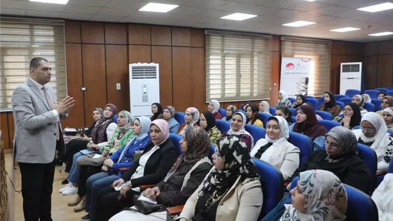  الأكاديمية الوطنية بالمنيا تواصل تنفيذ المرحلة الرابعة من “المرأة تقود