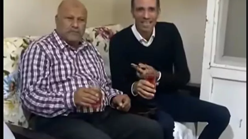 روح رياضية.. مرشح الجبهة الوطنية بالبحيرة يزور منافسه بعد الخسارة 