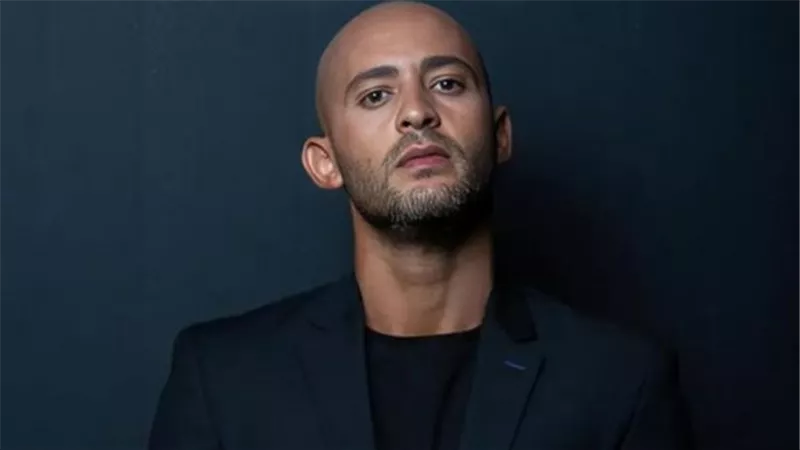 وصول الممثل شادي ألفونس إلى النيابة للتحقيق في حيازته 5 جرامات ماريجوانا