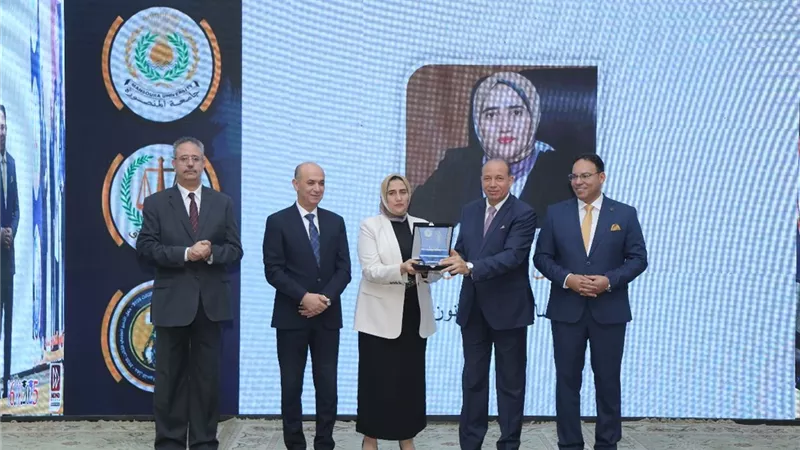رئيس جامعة المنصورة: نعمل على توفير بيئة تعليمية ومناخ بحثي قوى
