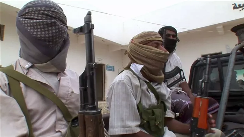 تصدّع في تنظيم القاعدة: هل تنقلب القيادات الميدانية على سيف العدل؟