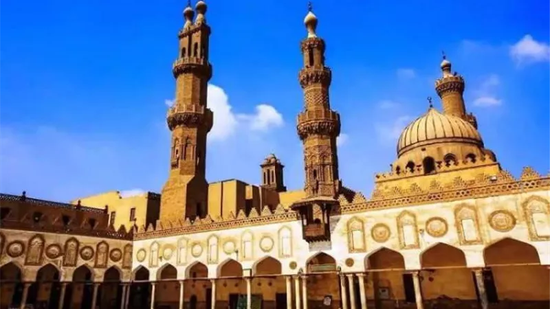 ملتقى التفسير بالأزهر يكشف أسرار دورة الماء وتصريف الرياح في القرآن