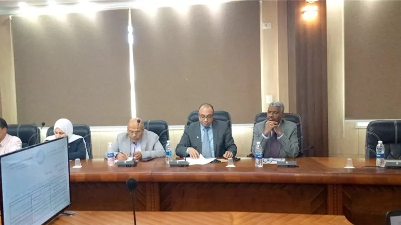 رئيس جامعة أسوان يكشف تفاصيل الاستعدادات لامتحانات الفصل الدراسي الأول