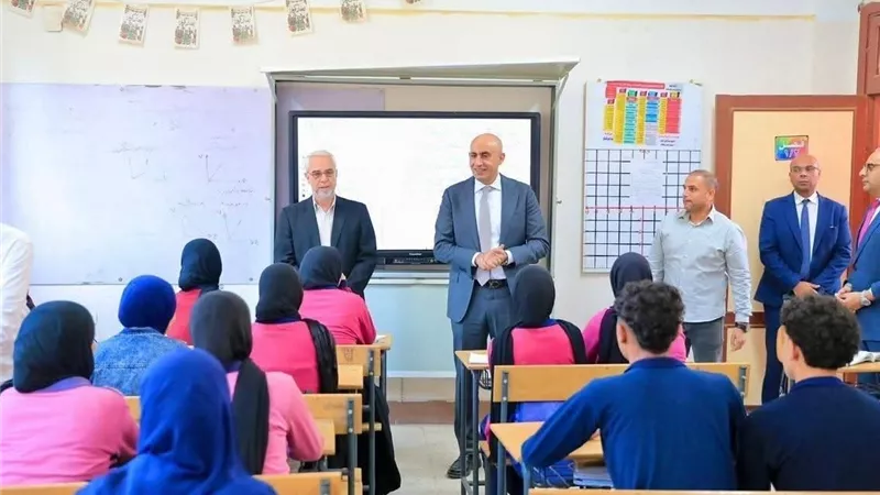 جولة ميدانية جديدة لوزير التربية والتعليم فى عدد من مدارس محافظة كفر الشيخ