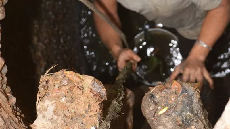 رئيس مدينة بورفؤاد يتابع جهود تطهير شبكات الصرف الصحي