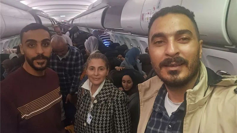 رحلات مشبوهة لترحيل الفلسطينيين: إسرائيل وجنوب إفريقيا على مفترق الطرق