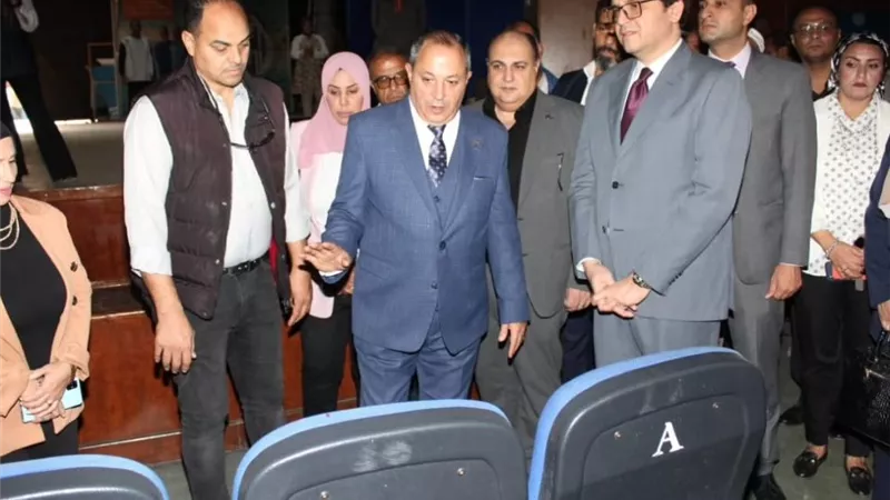 وزير الثقافة ومحافظ بورسعيد يتفقدان قصر ثقافة بورسعيد