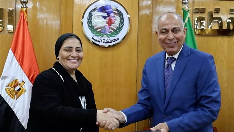 محافظ المنيا يوقع بروتوكول تعاون لإنشاء مركز أورام متخصص للمرأة