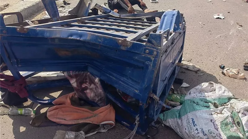  مصرع سيدة ورضيع في انقلاب تروسيكل على طريق جنوب بورسعيد