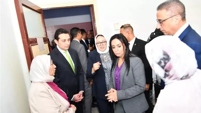 وزيرة التضامن توجه بدراسة حالة 23 طفلا بدار رعاية بالفيوم