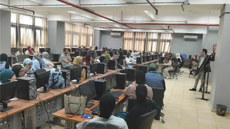 جامعة دمنهور تواصل عقد دورات تدريبية في أساسيات البرمجة ولغة بايثون