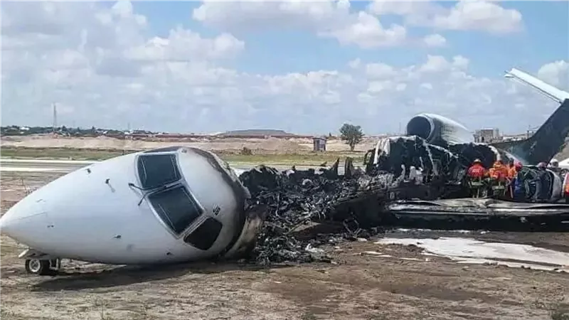 نجاة وزير المعادن الكونغولي من حادث طائرة مروع.. فيديو يوثق اللحظة