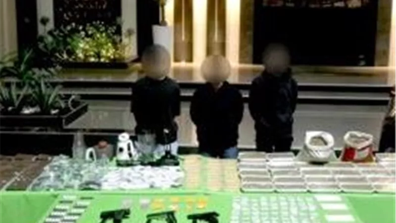 بقيمة 21 مليون جنيه.. الداخلية تُسقط أباطرة المخدرات عبر الهاتف