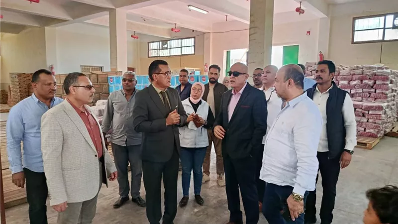 محافظ الأقصر يتفقد مشروعات خدمية جديدة بالقرنة