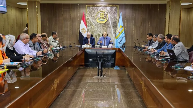  محافظ كفرالشيخ يترأس اجتماعًا موسعًا لمتابعة ملف تراخيص البناء والتصالح 
