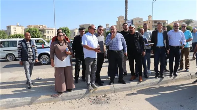 رئيس جهاز 6 أكتوبر يتفقد جنوب المدينة لتسريع المشروعات وتحسين جودة الخدمات