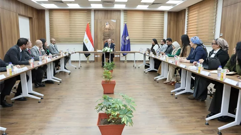 رئيس هيئة الدواء يبحث مع الشركات العالمية دعم الاستثمار وتوطين الصناعة