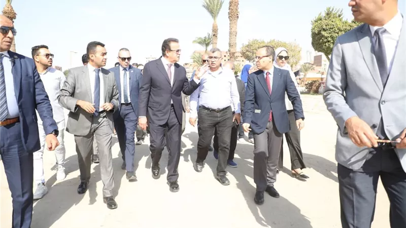 بسبب الإقبال الكبير.. «عبد الغفار» يوجه بتطوير الصحة النفسية بحلوان