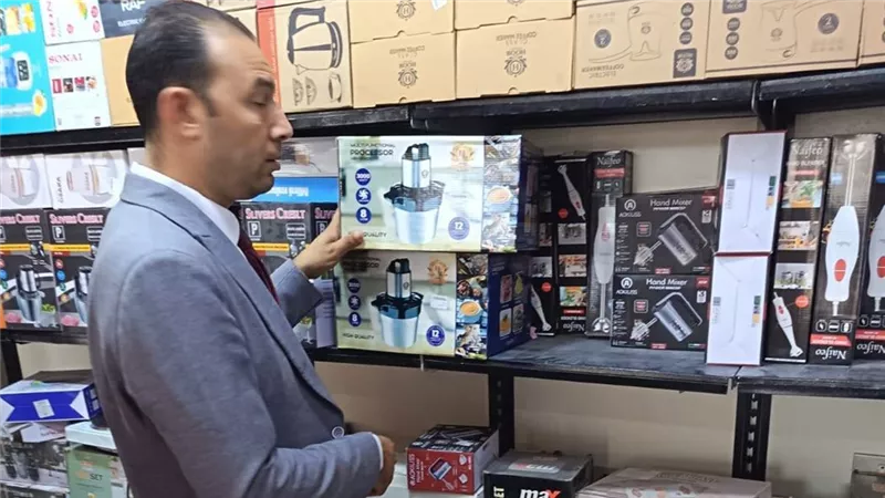 مصادرة أجهزة كهربائية غير مطابقة للمواصفات في العريش 