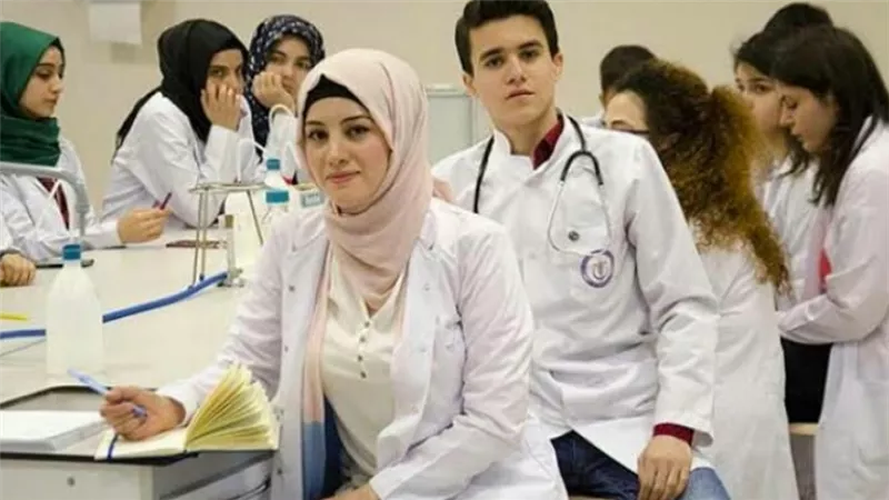 القطاع الطبي الألماني.. ما بين عودة اللاجئين السوريين وبقائهم