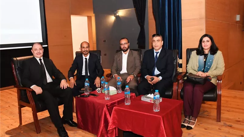 جامعة عين شمس تبحث كيفية الاستفادة من بنك المعرفة فى المشروعات التعليمية