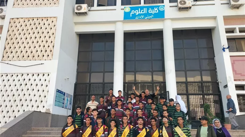 جامعة قناة السويس تنظم زيارة مدرسية لطالبات مدرسة الإسماعيلية الثانوية